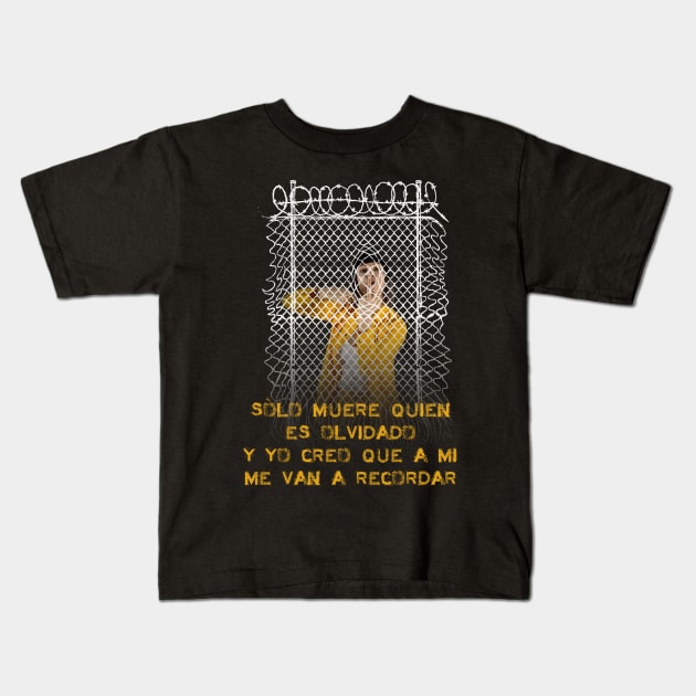 Zulema Zahir's Spanish Quote Kids T-Shirt by Raimondi